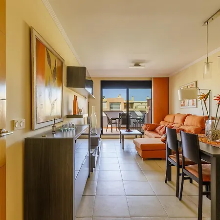 A&n Sea View Penthouse With Large Terrace & Pool Daire