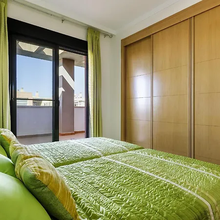 A&n Sea View Penthouse With Large Terrace & Pool Daire